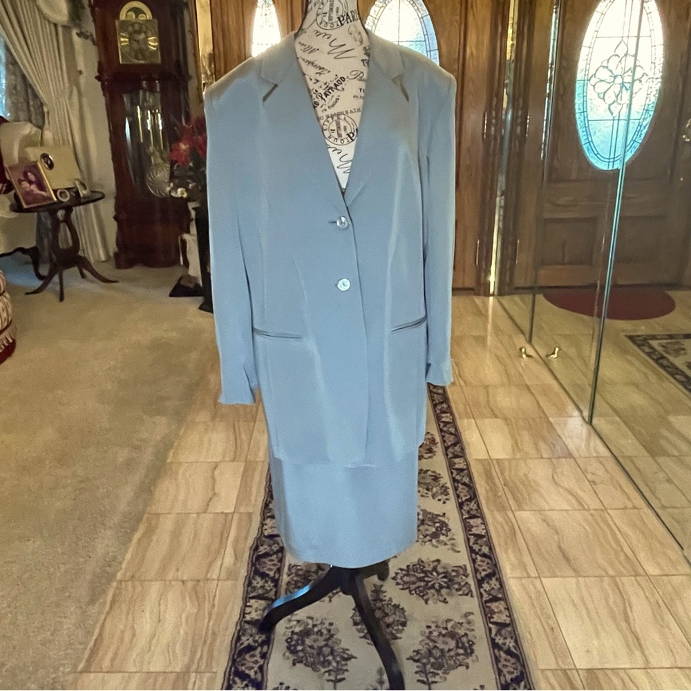CLASSIQUES ENTIER Beautiful Sage Green Oversized Blazer with Matching Skirt